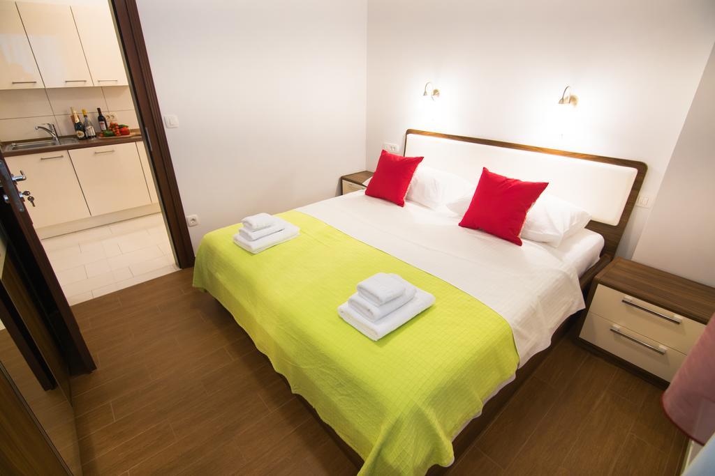 Apartment Vita Palit Esterno foto