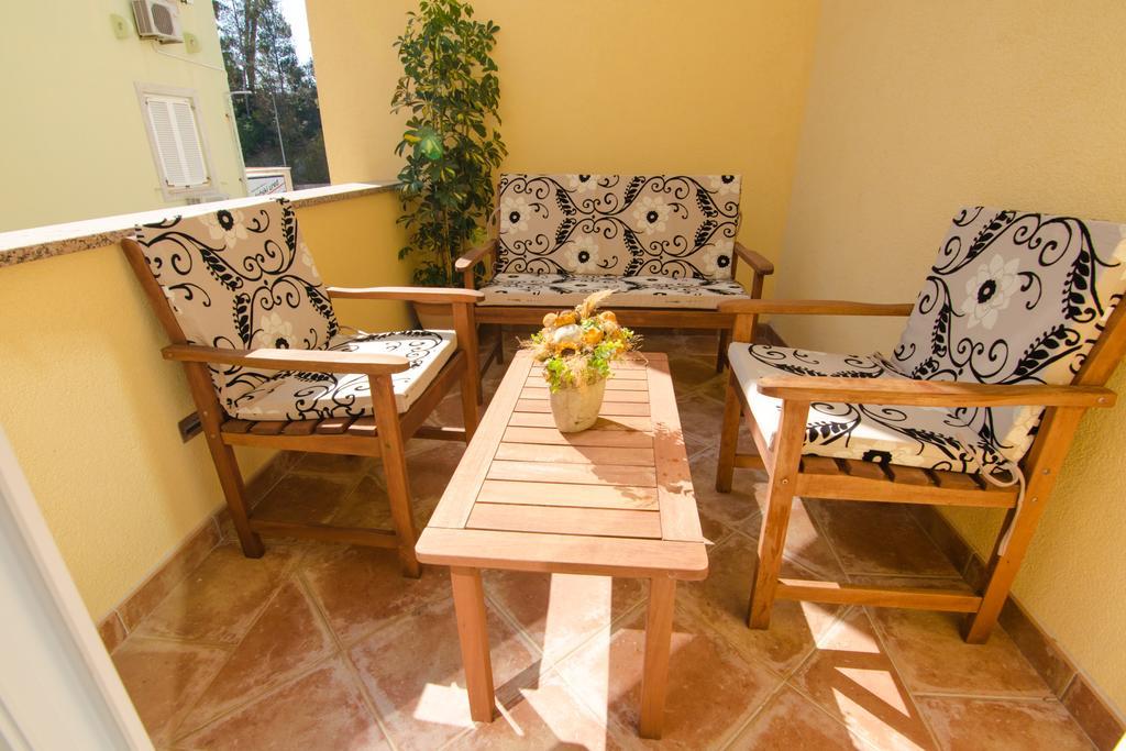 Apartment Vita Palit Esterno foto